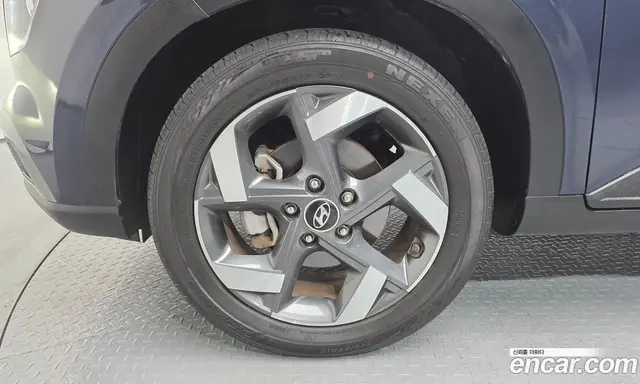 Hyundai Venue 2020 1.6 автомат (гидро), миниатюра 5