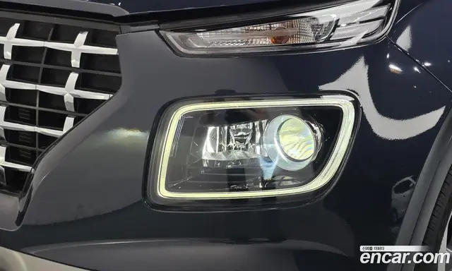 Hyundai Venue 2020 1.6 автомат (гидро), миниатюра 8
