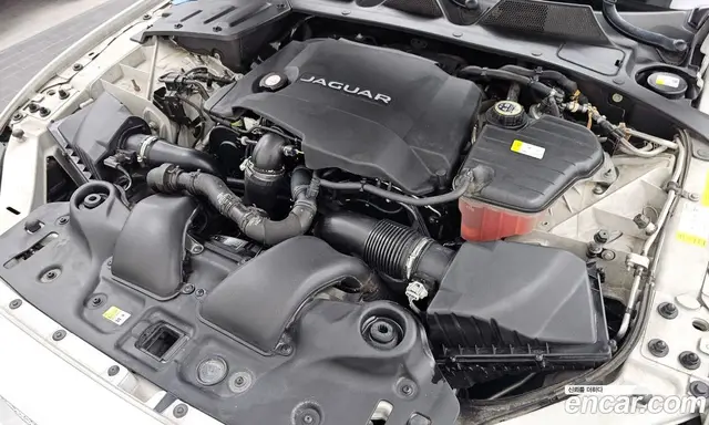 Jaguar XJ 2018 3.0 автомат (гидро), миниатюра 6