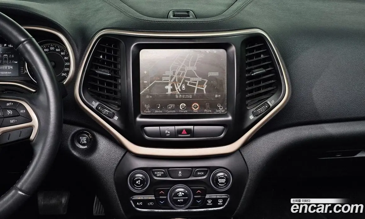 Jeep Cherokee 2015 2.4 автомат (гидро), фото 18