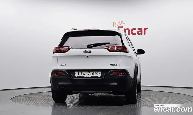 Jeep Cherokee 2015 2.4 автомат (гидро), миниатюра 3
