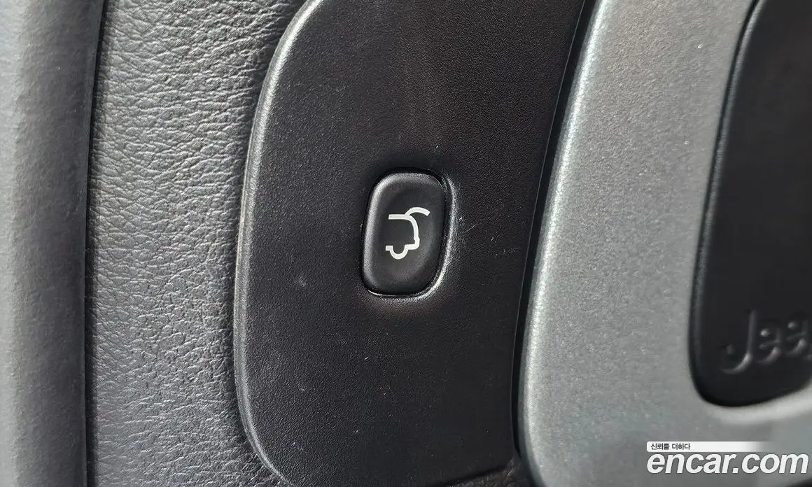 Jeep Cherokee 2015 2.4 автомат (гидро), фото 24