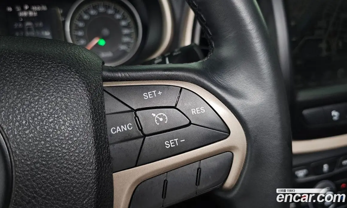 Jeep Cherokee 2015 2.4 автомат (гидро), фото 28