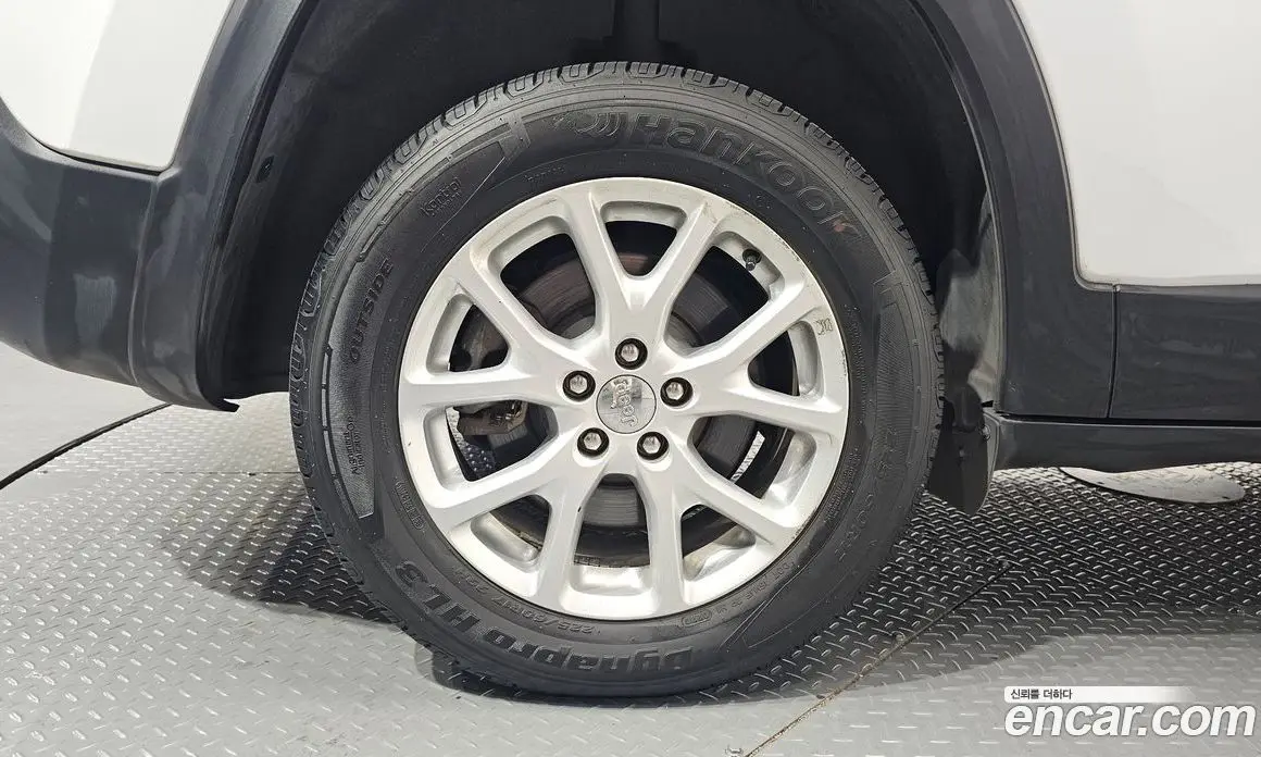 Jeep Cherokee 2015 2.4 автомат (гидро), фото 4