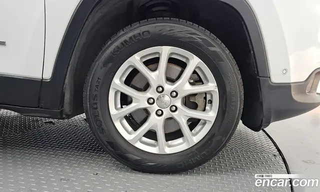 Jeep Cherokee 2015 2.4 автомат (гидро), миниатюра 6