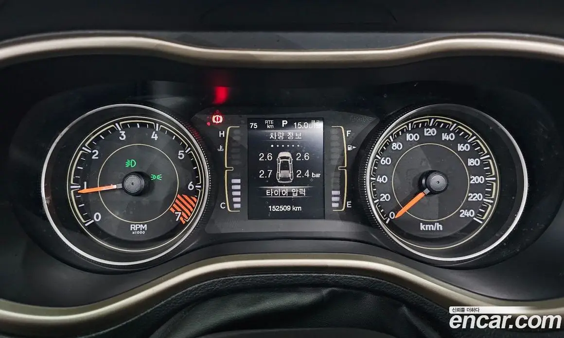 Jeep Cherokee 2015 2.4 автомат (гидро), фото 10