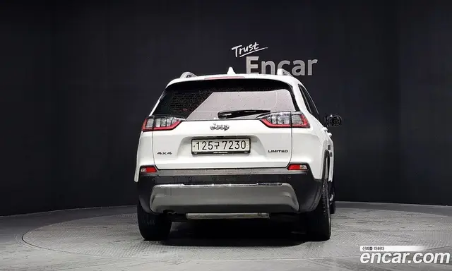 Jeep Cherokee 2020 2.4 автомат (гидро), миниатюра 4