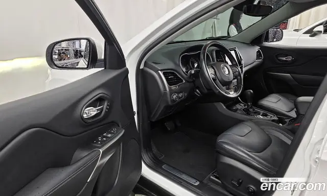 Jeep Cherokee 2020 2.4 автомат (гидро), миниатюра 10