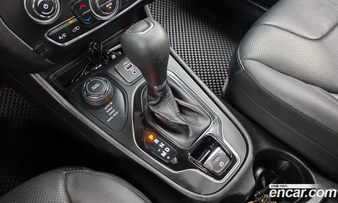 Jeep Cherokee 2021 2.4 автомат (гидро), фото 12