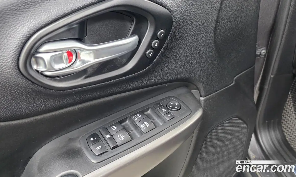 Jeep Cherokee 2021 2.4 автомат (гидро), фото 27