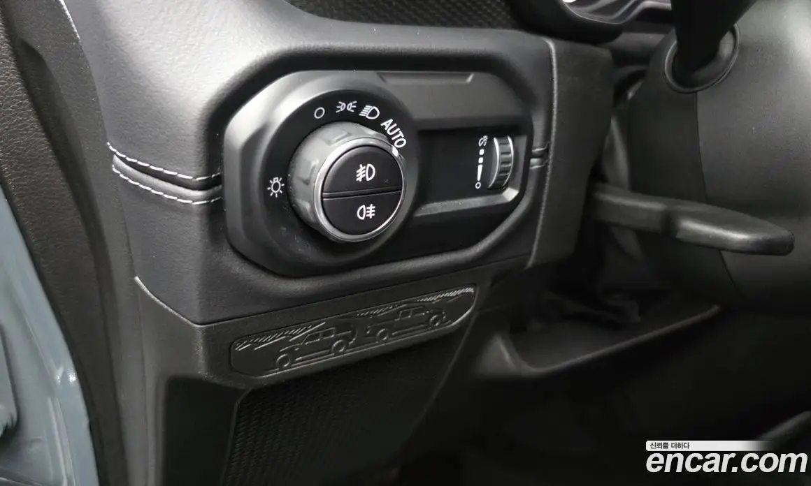 Jeep Wrangler 2025 2.0 автомат (гидро), фото 14