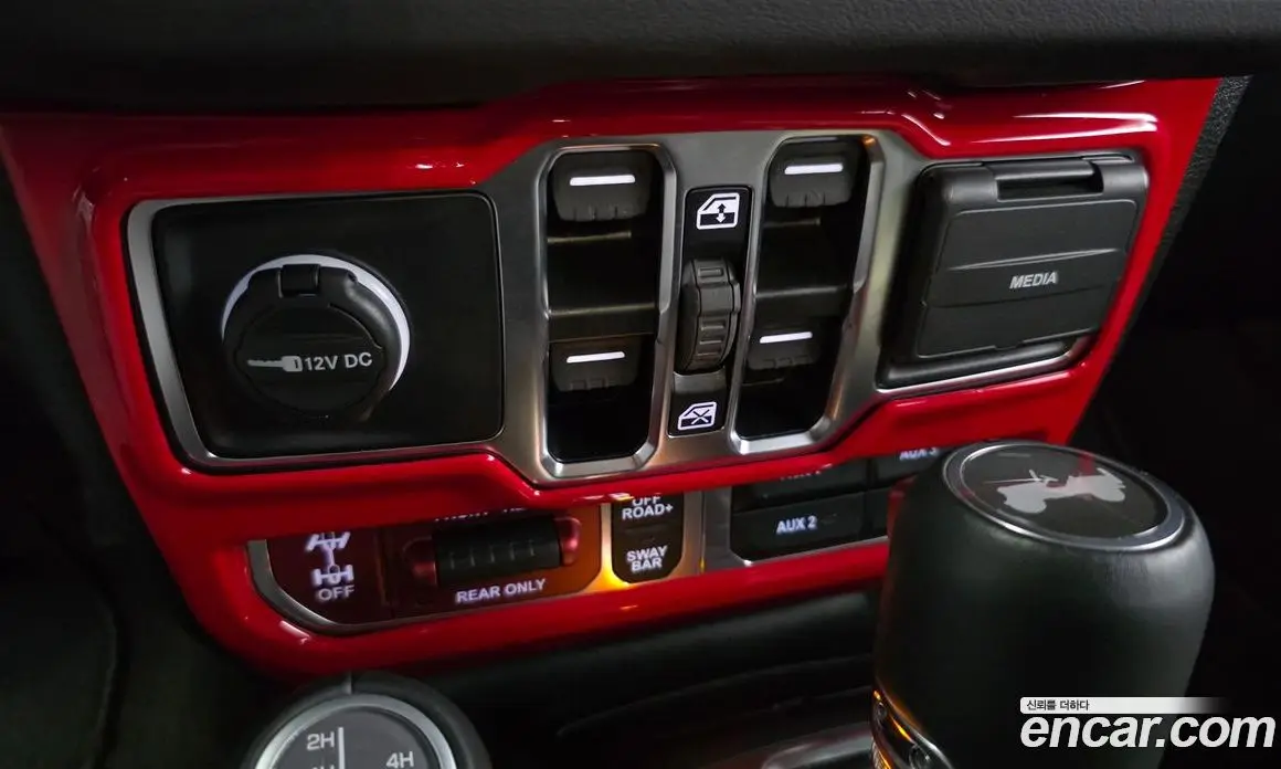 Jeep Wrangler 2025 2.0 автомат (гидро), фото 18