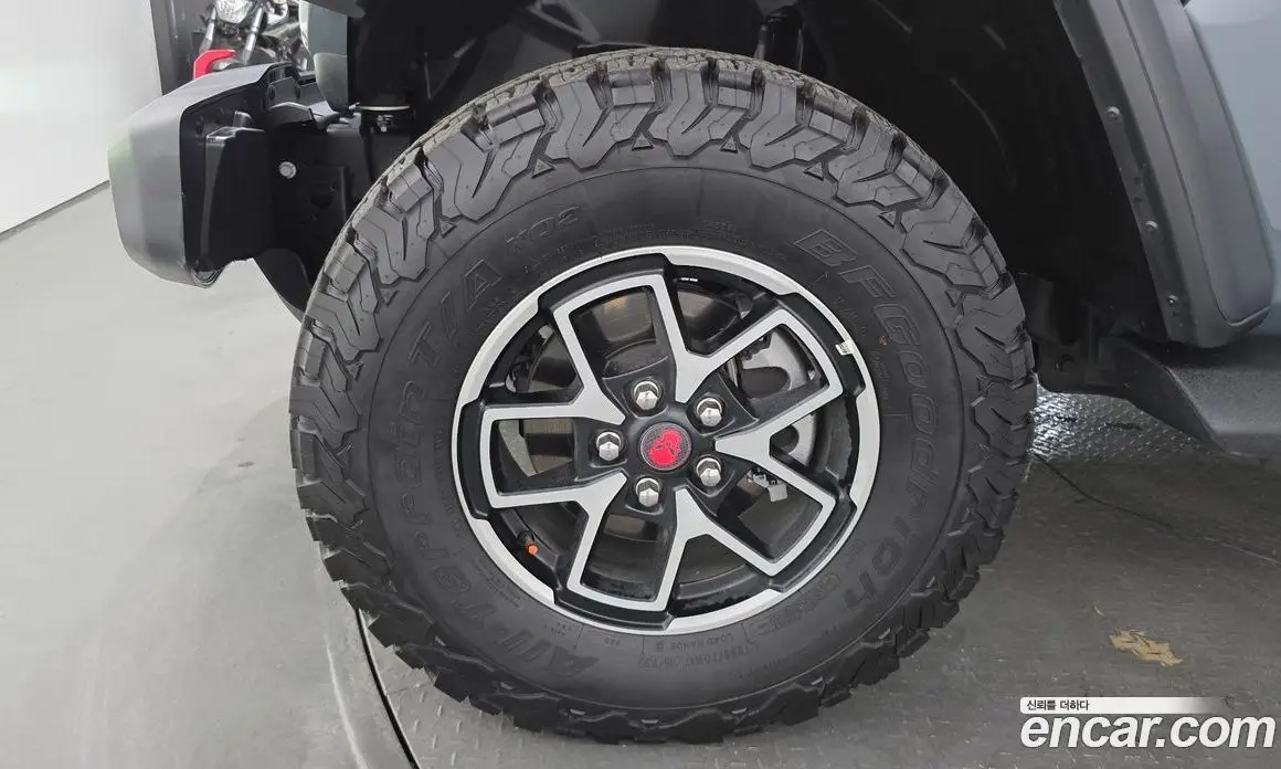 Jeep Wrangler 2025 2.0 автомат (гидро), фото 5