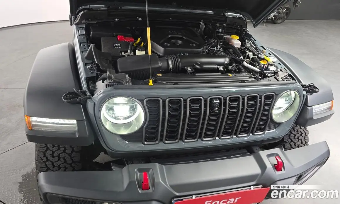 Jeep Wrangler 2025 2.0 автомат (гидро), фото 6