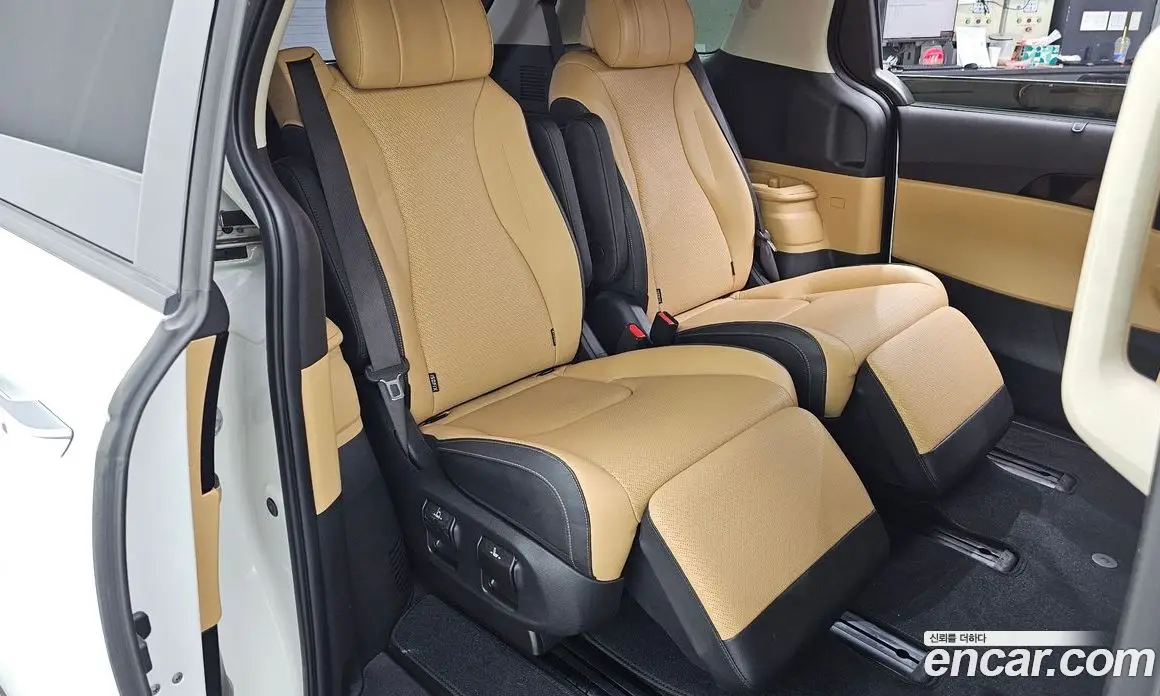 Kia Carnival 2022 2.2 автомат (гидро), фото 18
