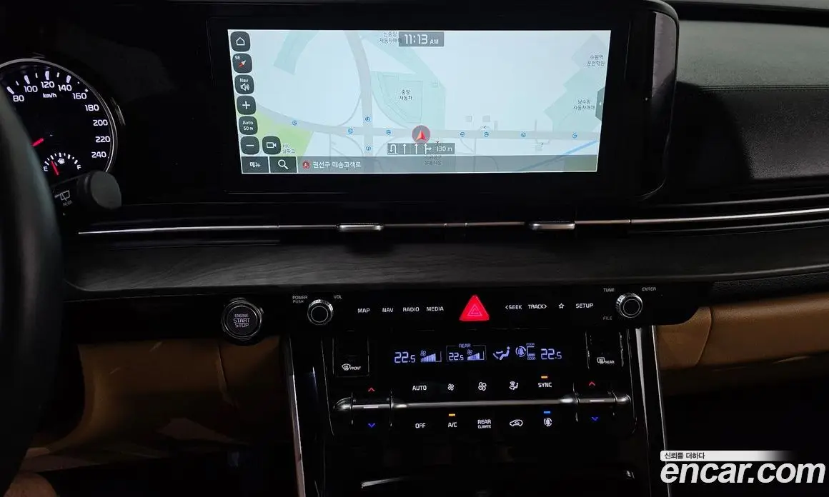 Kia Carnival 2022 2.2 автомат (гидро), фото 20