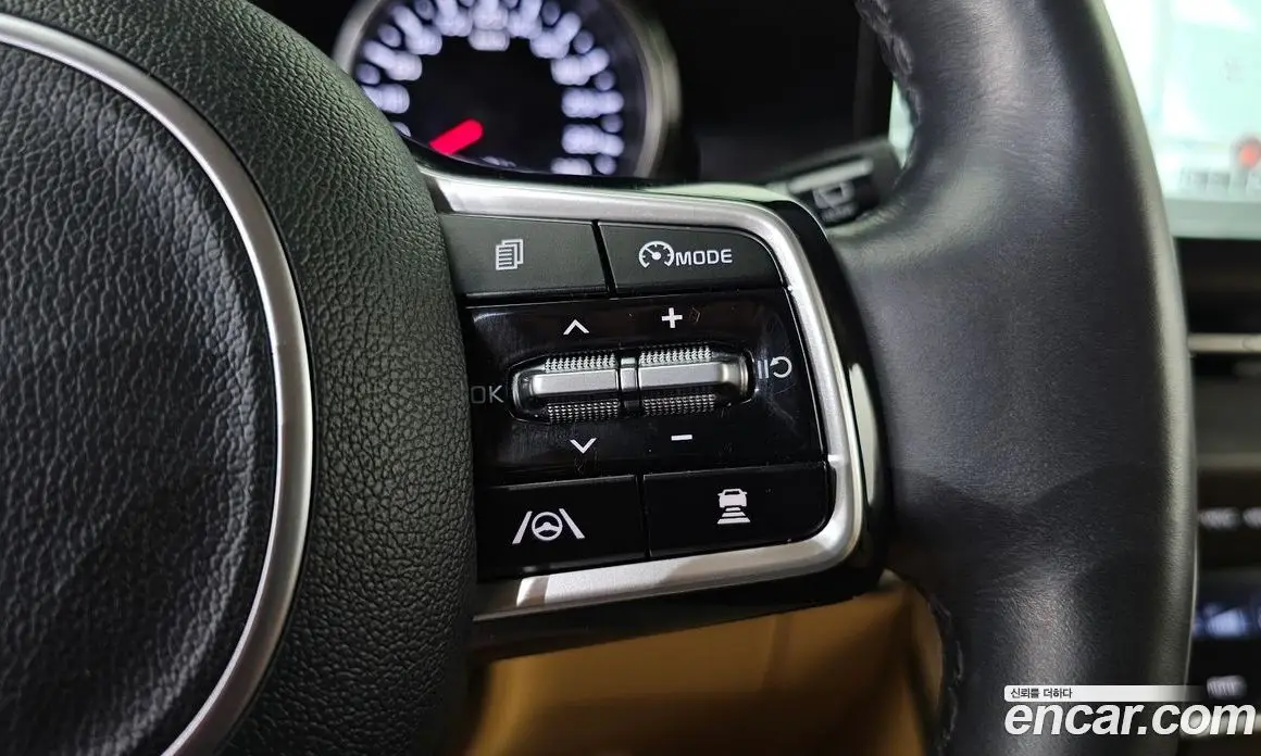 Kia Carnival 2022 2.2 автомат (гидро), фото 24