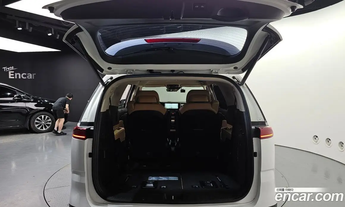 Kia Carnival 2022 2.2 автомат (гидро), фото 26