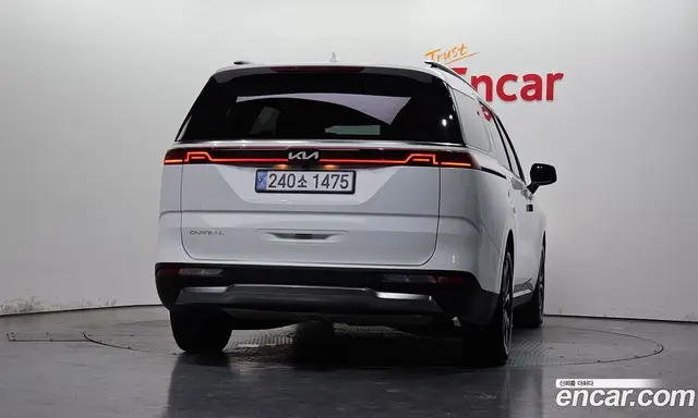 Kia Carnival 2022 2.2 автомат (гидро), миниатюра 4