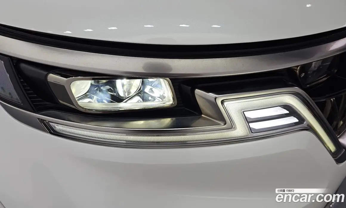 Kia Carnival 2022 2.2 автомат (гидро), фото 8