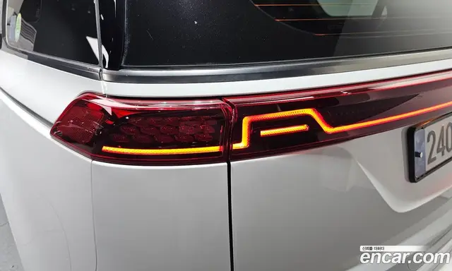 Kia Carnival 2022 2.2 автомат (гидро), миниатюра 9