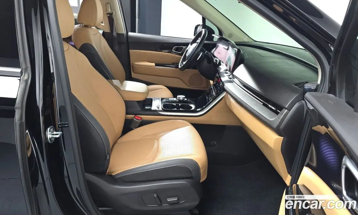 Kia Carnival 2023 2.2 автомат (гидро), фото 16