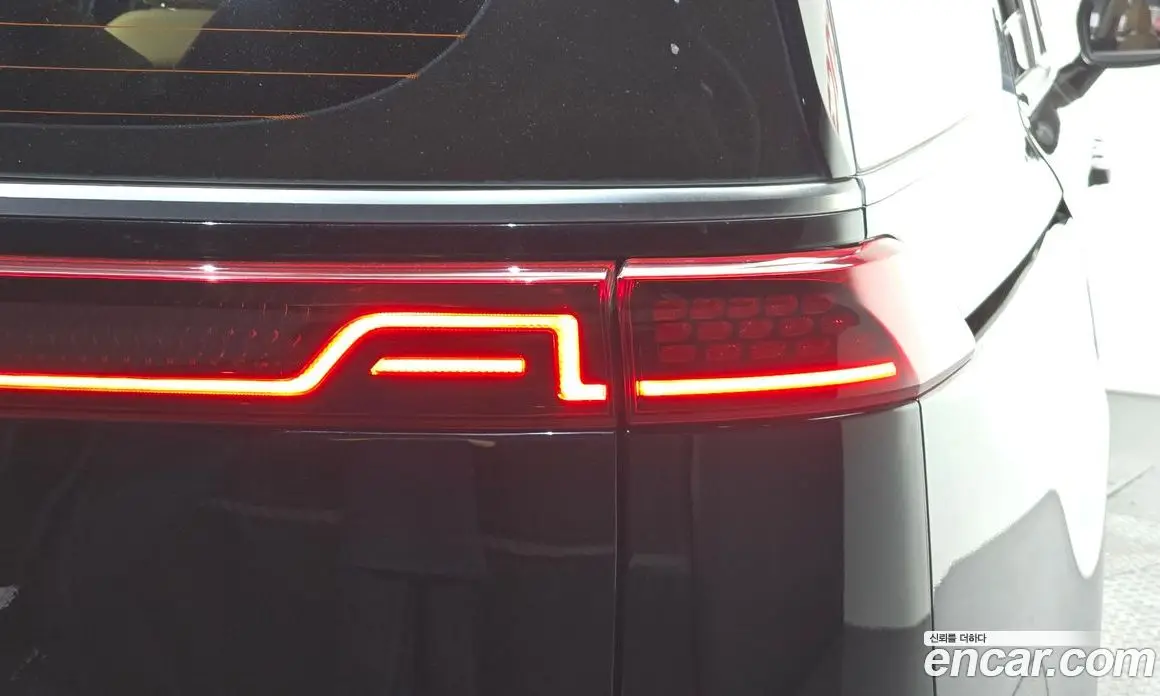 Kia Carnival 2023 2.2 автомат (гидро), фото 9