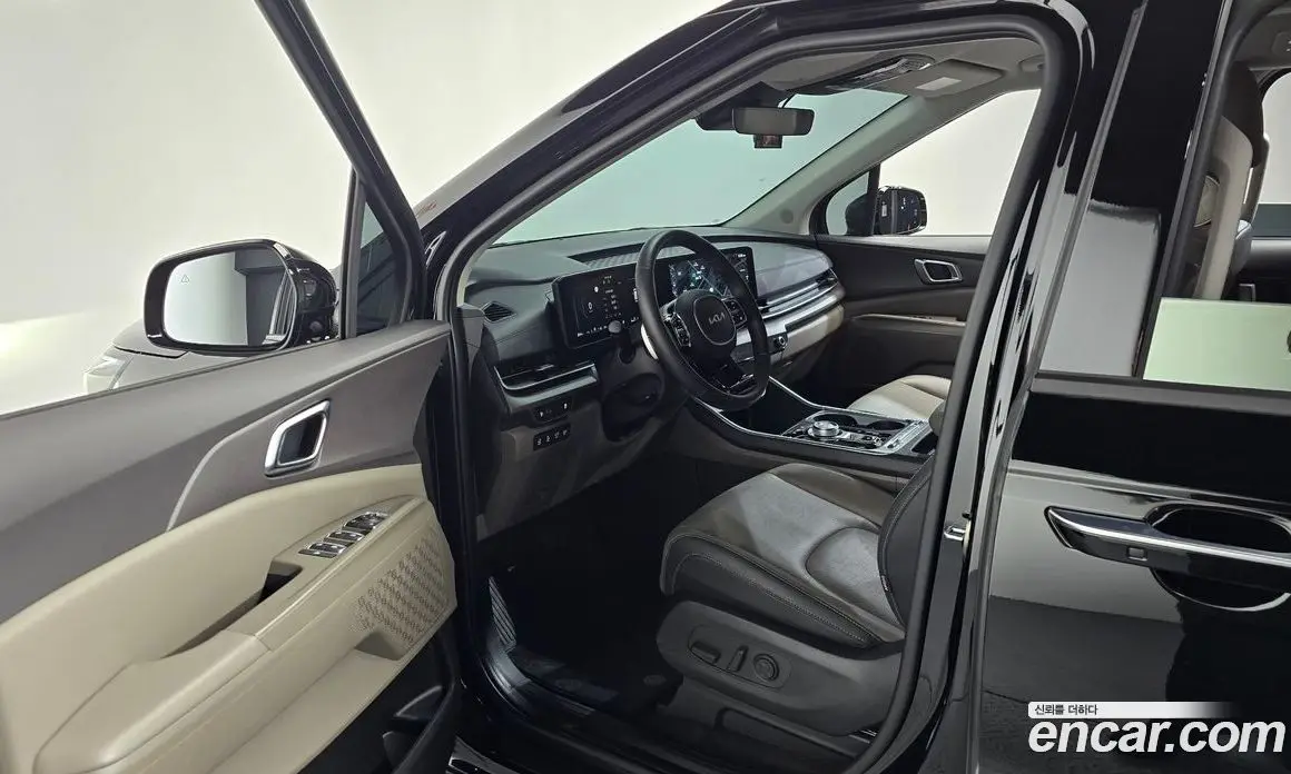 Kia Carnival 2024 2.2 автомат (гидро), фото 10