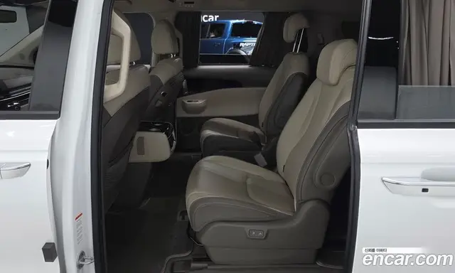 Kia Carnival 2024 1.6 автомат (гидро), миниатюра 12
