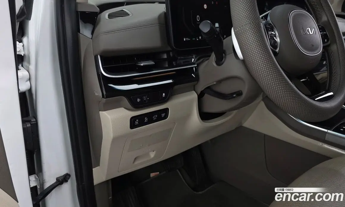 Kia Carnival 2024 1.6 автомат (гидро), фото 13