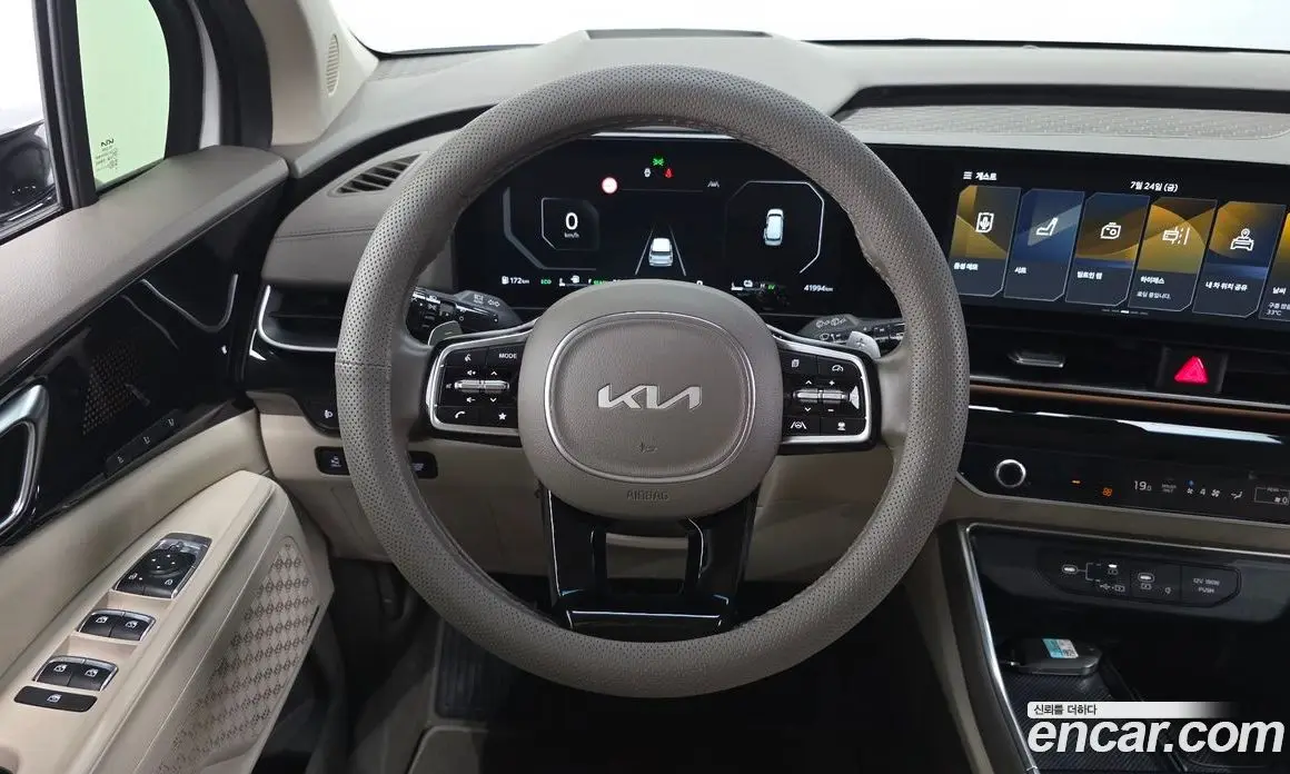 Kia Carnival 2024 1.6 автомат (гидро), фото 14