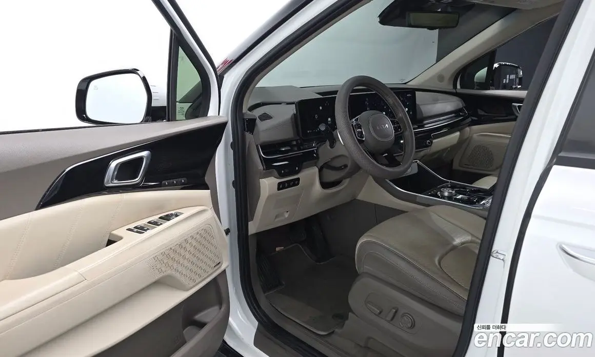 Kia Carnival 2024 1.6 автомат (гидро), фото 10
