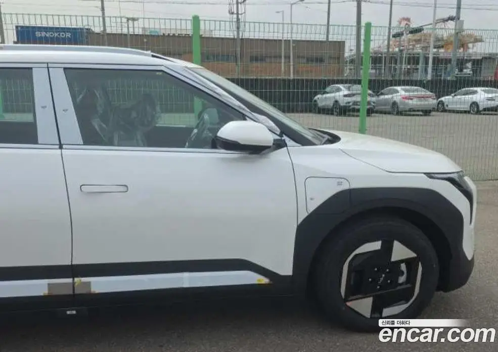 Kia EV3 2026 1.0 автомат (гидро), фото 12
