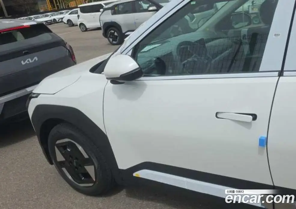 Kia EV3 2026 1.0 автомат (гидро), фото 5