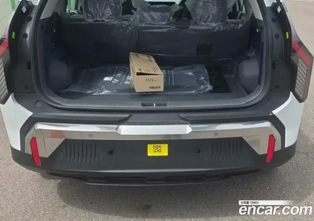 Kia EV3 2026 1.0 автомат (гидро), миниатюра 9