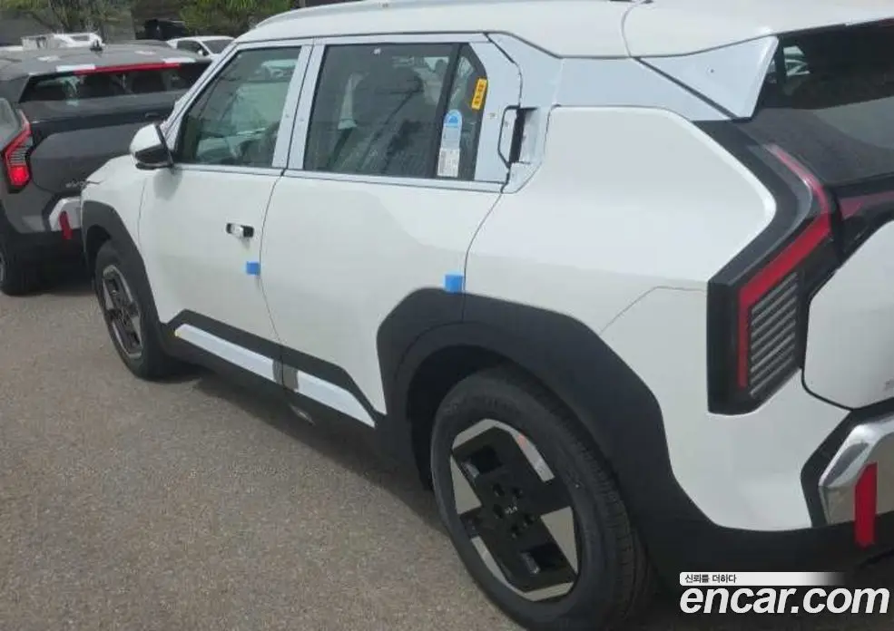 Kia EV3 2026 1.0 автомат (гидро), фото 10
