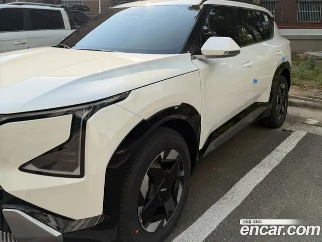 Kia EV5 2026 автомат (гидро), миниатюра 3