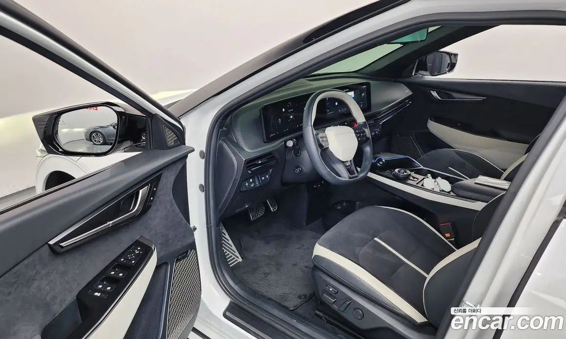Kia EV6 2024 0.1 автомат (гидро), фото 13