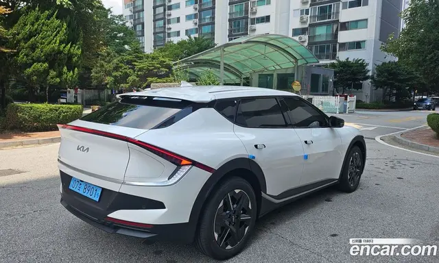 Kia EV6 2025 автомат (гидро), миниатюра 2