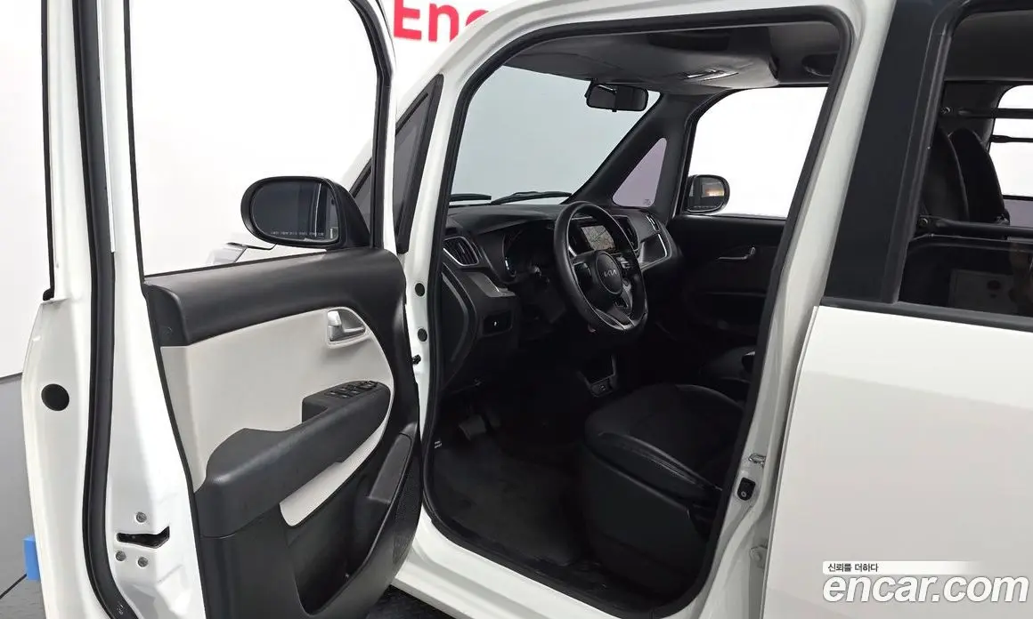 Kia Ray 2022 1.0 автомат (гидро), фото 13
