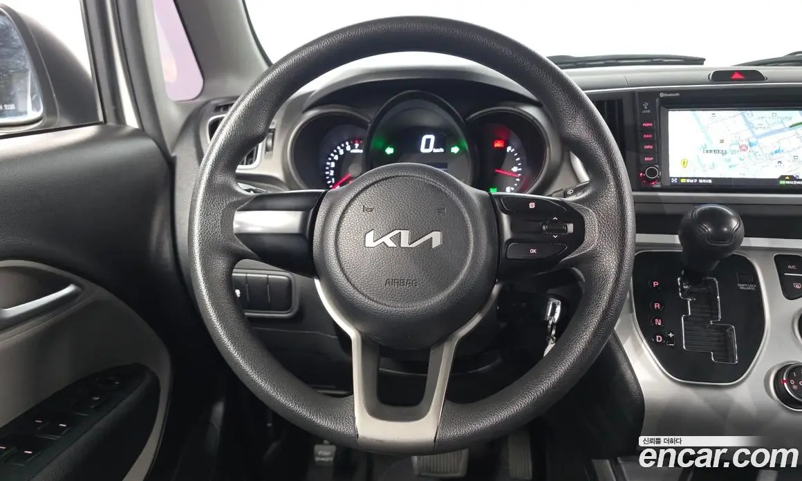Kia Ray 2022 1.0 автомат (гидро), фото 19