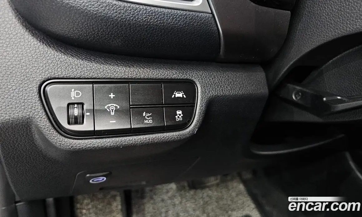 Kia Seltos 2021 1.6 автомат (гидро), фото 20