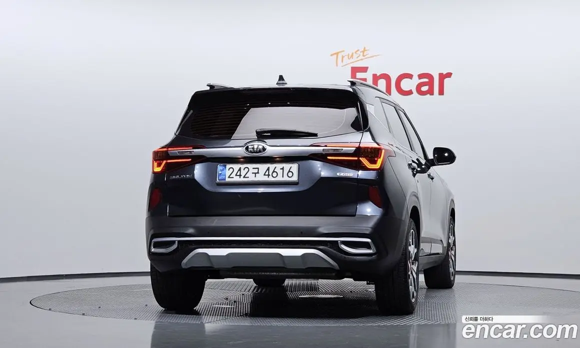 Kia Seltos 2021 1.6 автомат (гидро), фото 4