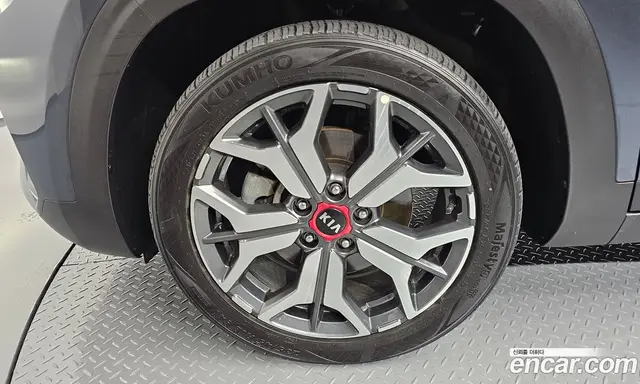 Kia Seltos 2021 1.6 автомат (гидро), миниатюра 5