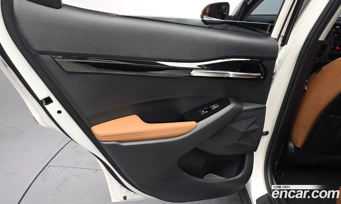 Kia Seltos 2023 1.6 автомат (гидро), фото 15
