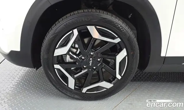 Kia Seltos 2023 1.6 автомат (гидро), миниатюра 5