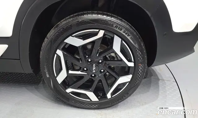 Kia Seltos 2023 1.6 автомат (гидро), миниатюра 7