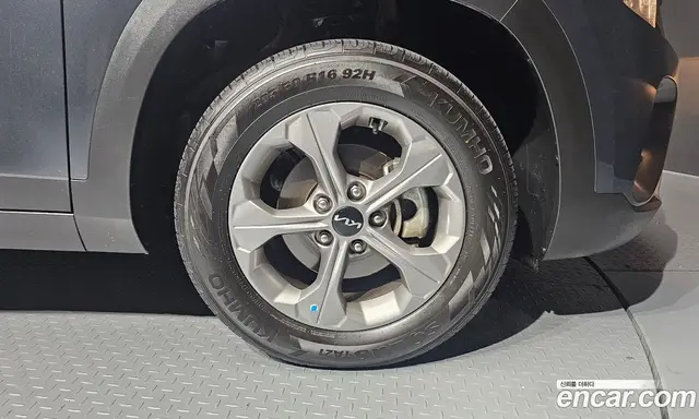 Kia Seltos 2024 2.0 автомат (гидро), миниатюра 7