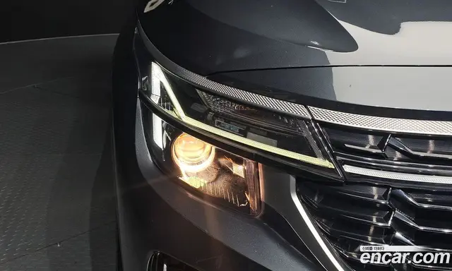 Kia Seltos 2024 2.0 автомат (гидро), миниатюра 8