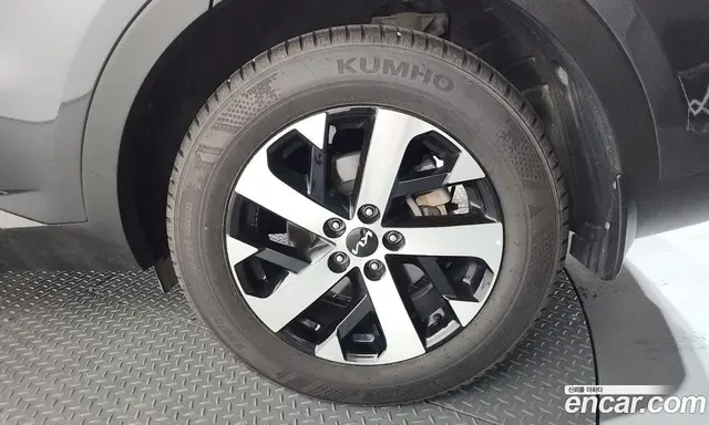 Kia Sorento 2023 2.5 автомат (гидро), миниатюра 7